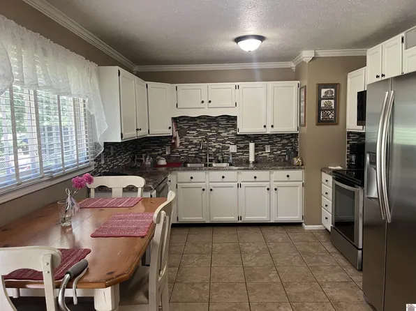 435 Thorndale Rd, Paducah, KY 42001