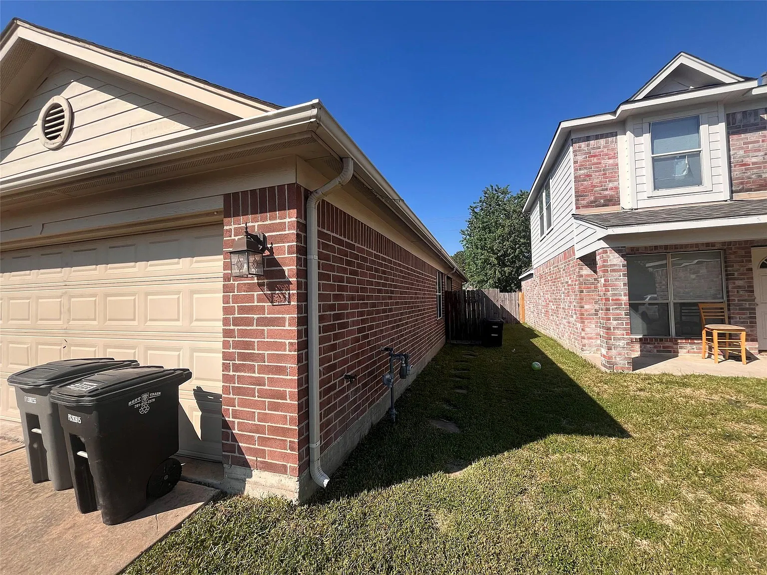 3 bed, 1567 sqft, $2,400 — Photo 3