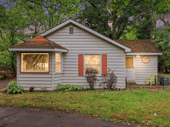 30925 Beverly Rd, Romulus, MI 48174