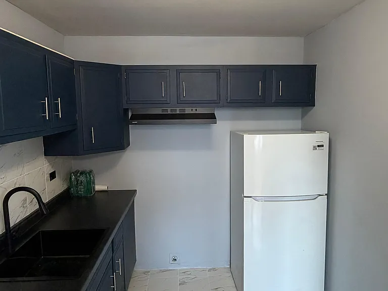 4300 W Ford City Dr — Photo 6
