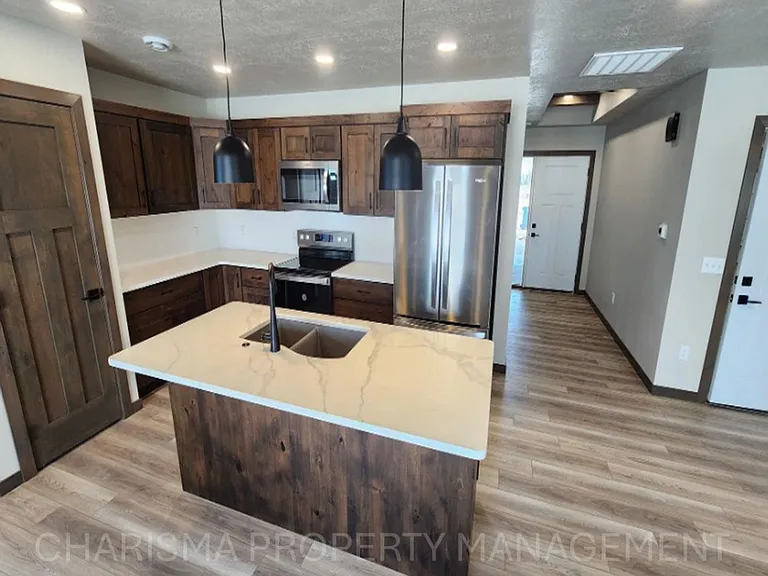 1601 Neil Ave #1605 — Photo 9