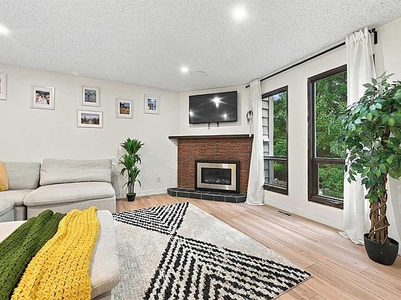 4th image of 52 W Canterbury Gdns SW