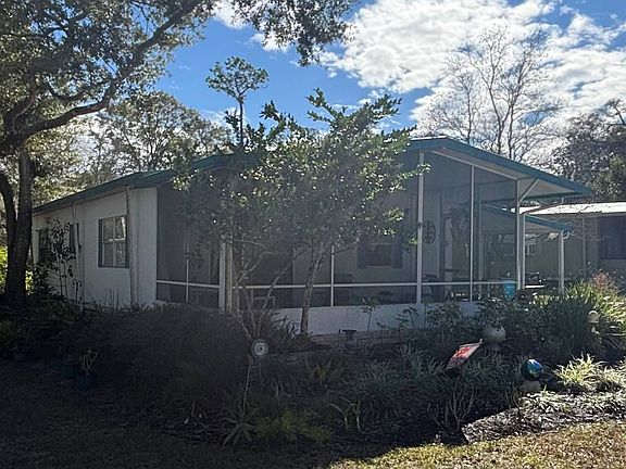 3rd image of 166 Oakleaf Cir #151