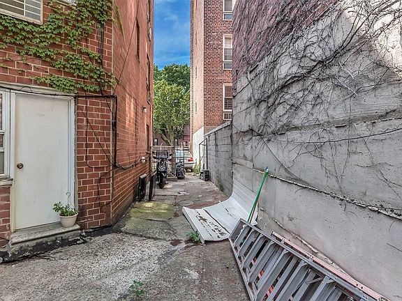 3rd image of 47-43 45th St