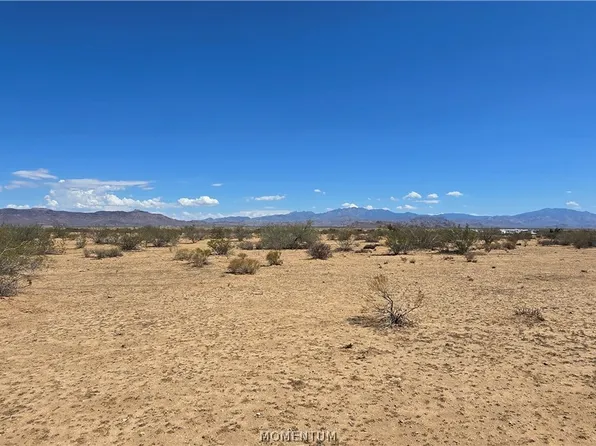 2916 S Pinion Road, Golden Valley, AZ 86413