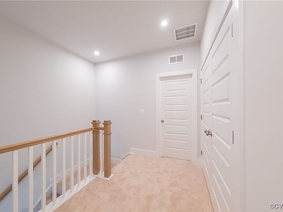 2nd image of 9935 Golden Trout Lane Gln