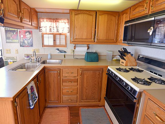 2nd image of 15827 Wilderness Trl Lot 8