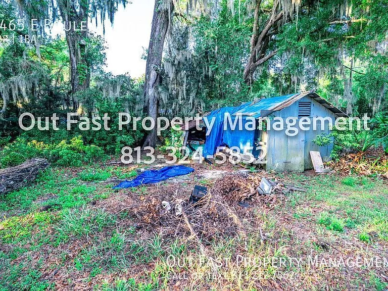 1465 E Boulevard St — Photo 46