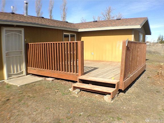 3rd image of 653 Eagle Ct