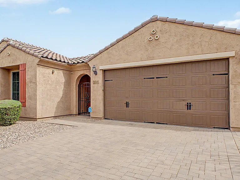 2539 W Rabjohn Rd — Photo 4