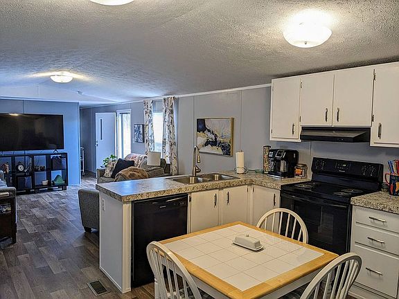 4th image of 615 Wide Oak Pvt Dr
