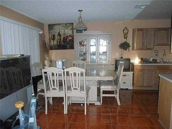 2nd image of 2274 Tierra Humeda Dr