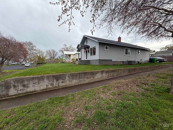 4th image of 1602 14th Ave