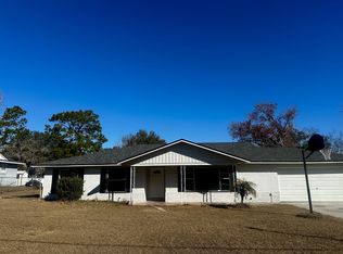 606 Water Rd, Ocala, FL 34472