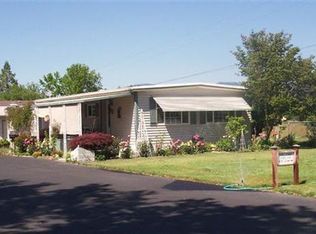 5076 Leonard Rd, Grants Pass, OR 97527