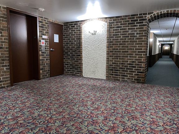 3rd image of 350 Plum Creek Dr #2051