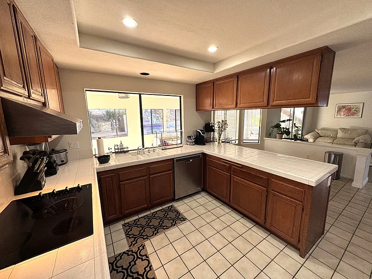 12897 Ralston Cir — Photo 8