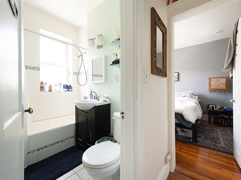 14 Melvin Ave #10 — Photo 7