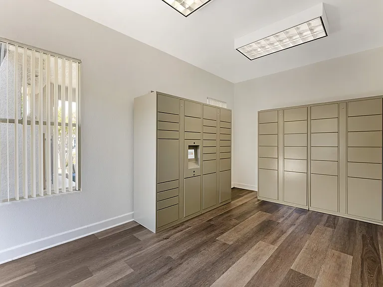 Ascent at the Galleria offers secure parcel lockers, providing residents a safe and convenient way to receive and pick up packages anytime.