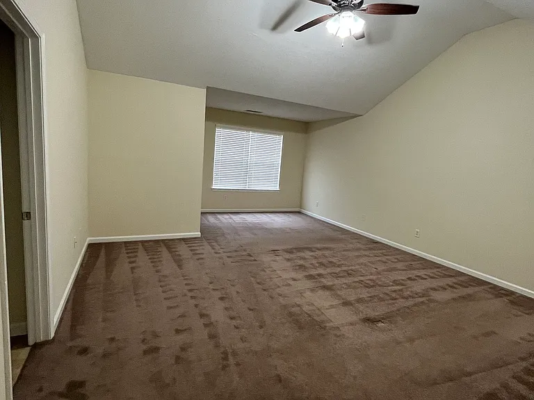 166 Seabreeze Ct — Photo 15