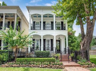 314 Aurora St, Houston, TX 77008