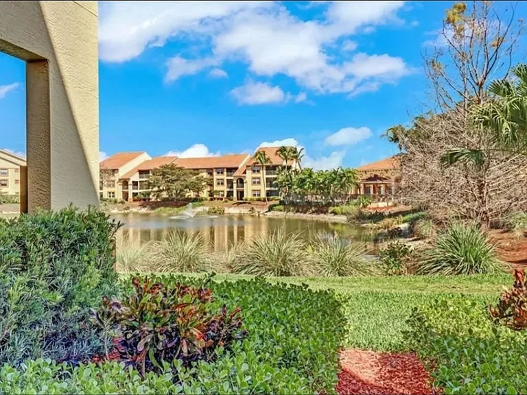 7915 Preserve Cir #216 — Photo 34