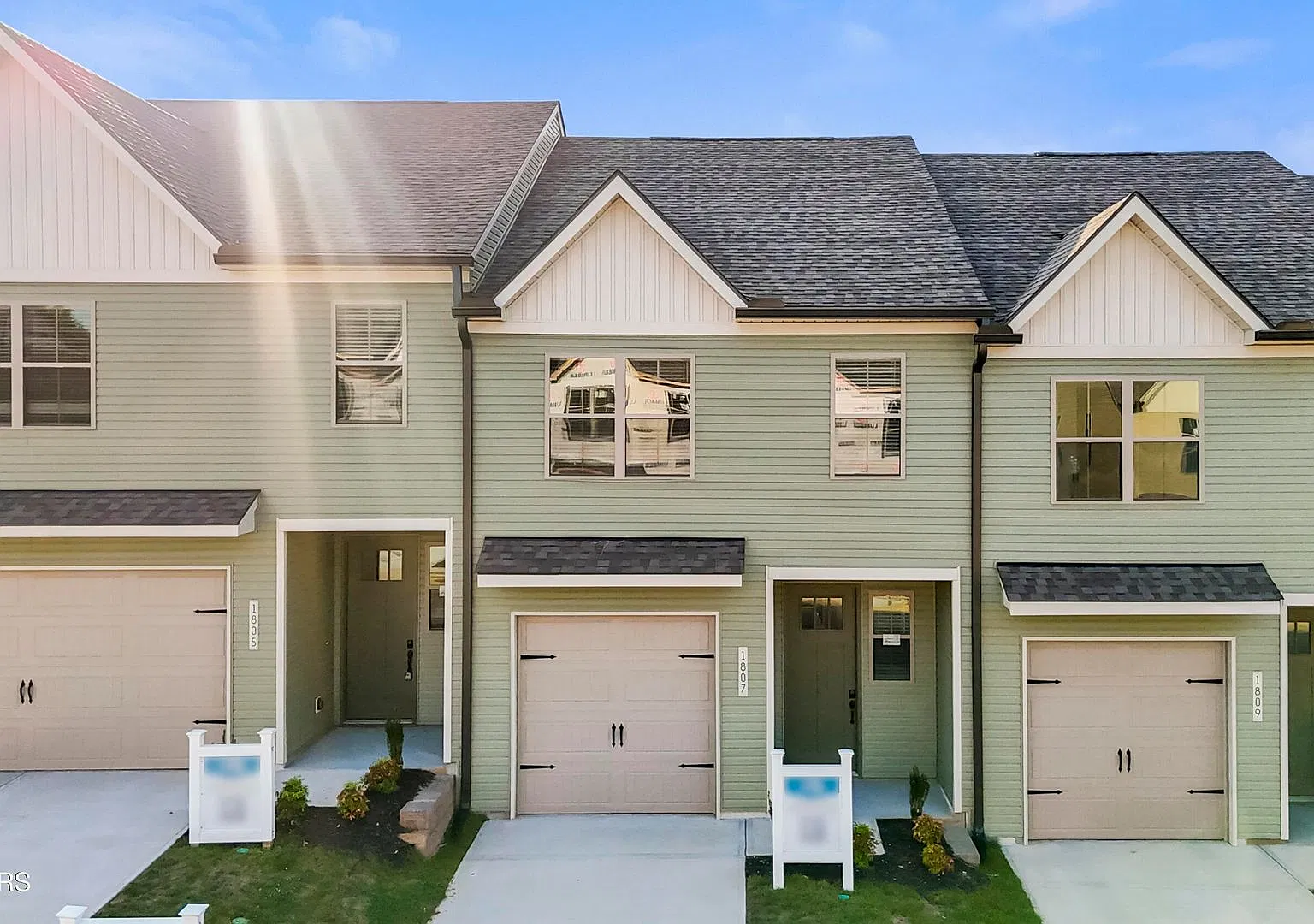 Modern 3-Bed, 2.5-Bath Townhome Lily at Bennett Village — Photo 1