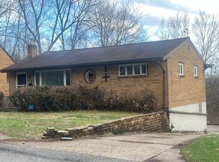 204 Keefer Dr, Pittsburgh, PA 15235
