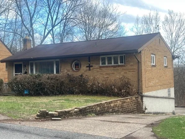204 Keefer Dr, Pittsburgh, PA 15235
