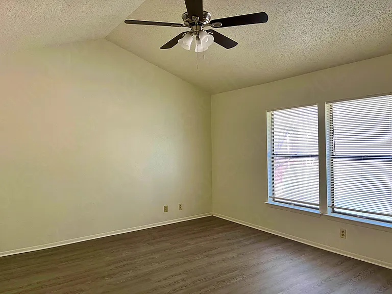 7315 Ridge Bch — Photo 13
