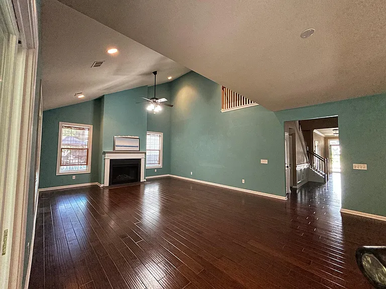 7 Independence Pl — Photo 9