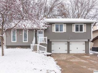 13108 Lillian St, Omaha, NE 68138