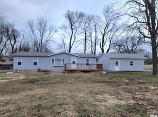605 W Richards St, Ashland, IL 62612