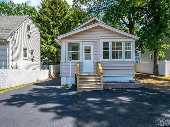 220 Ford Ave, Fords, NJ 08863
