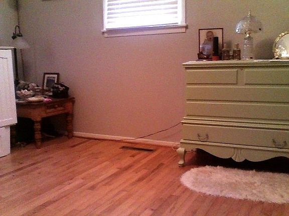 hardwood floors 