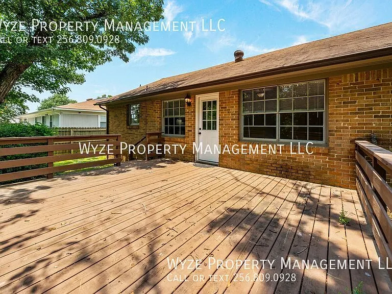 2213 Cecille Dr SW — Photo 48