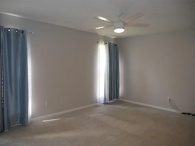 7410 Canasta Ln — Photo 24
