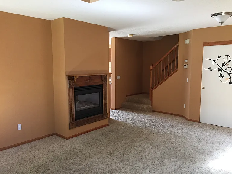 399 Leeward Trl — Photo 8