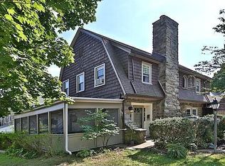 246 Rock Glen Rd, Wynnewood, PA 19096