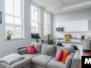 1427 N Milwaukee Ave #402, Chicago, IL 60622