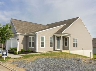 140 Old Post Ln, Strasburg, PA 17579