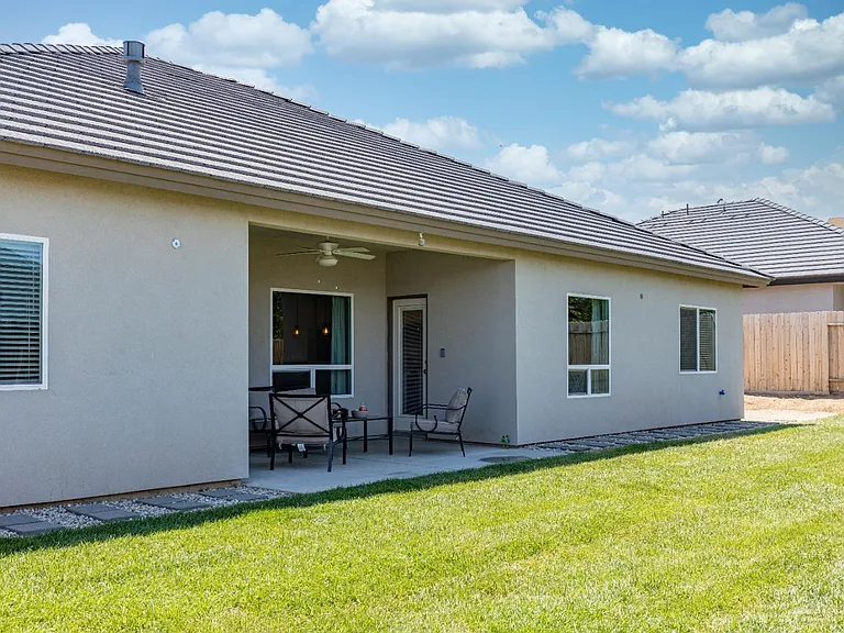 1317 Fair Oak Dr — Photo 23