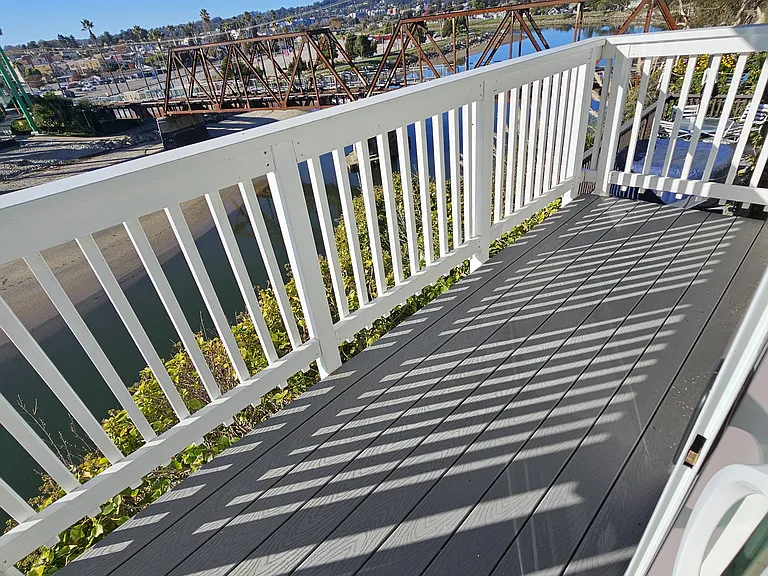 1114 E Cliff Dr #6 — Photo 9