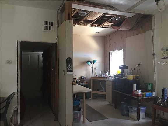 3rd image of 19 N Oxalis Dr