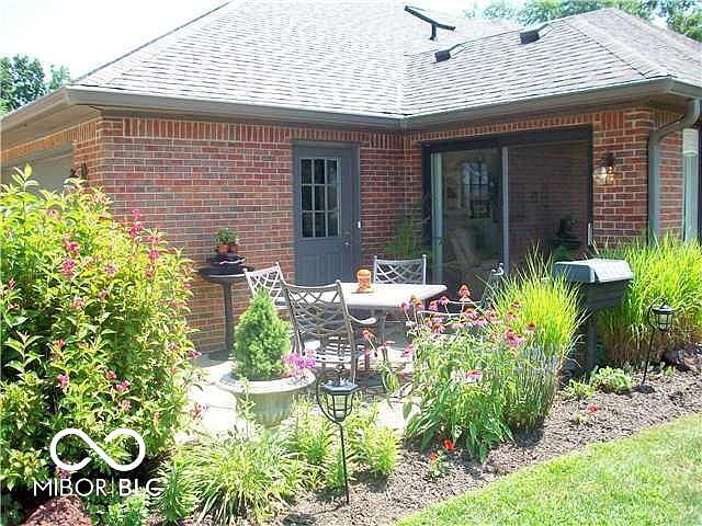 2nd image of 318 Northpointe Ct