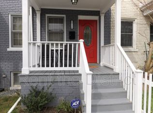 1114 Abbey Pl NE, Washington, DC 20002
