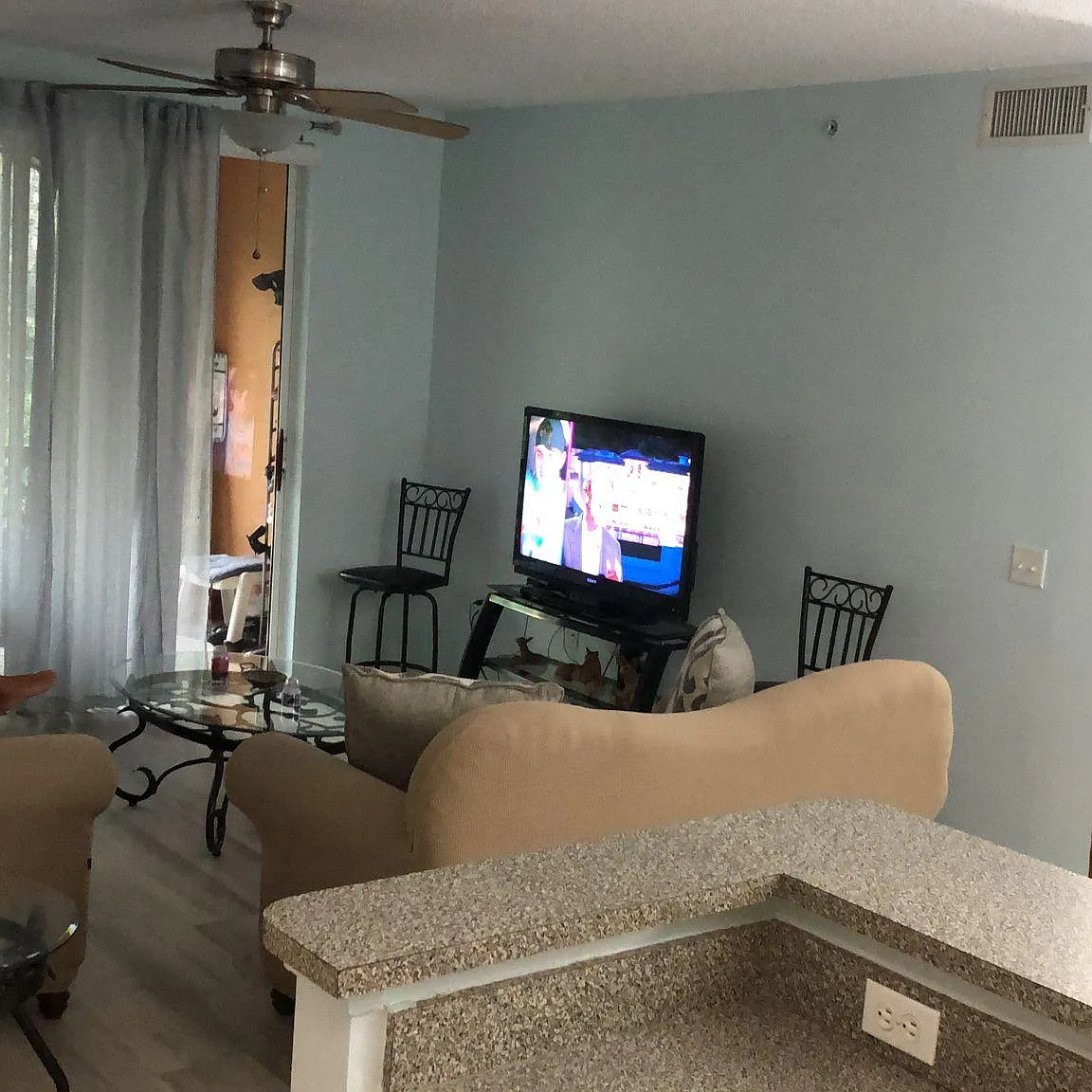 1105 Reserve Ct — Photo 2