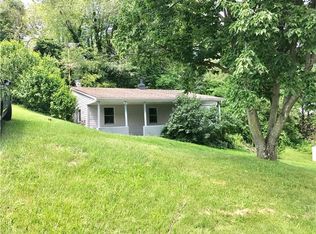 2521 Portland St, Grapeville, PA 15634