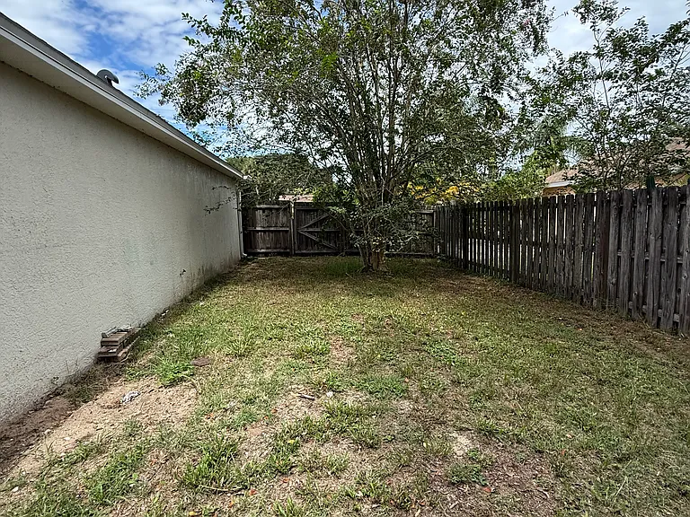 6323 Brack St — Photo 41