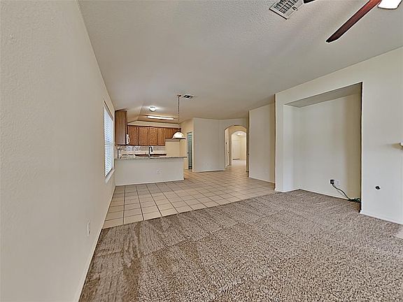 4th image of 6908 Whitestone Dr